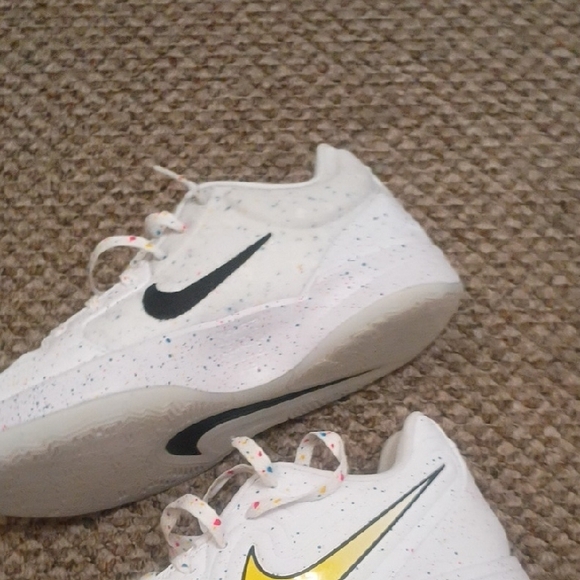 A Pair Of Nike Ja Morants - Picture 4 of 12